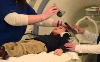 Ребенок ударился головой: на что обратить внимание, к какому врачу обращаться. последствия травмы головы