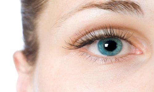 Звездочки в глазах: причины, характерные симптомы и лечение