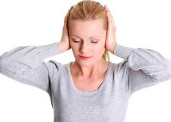 Заложенность и звон в ушах: причины и методы лечения