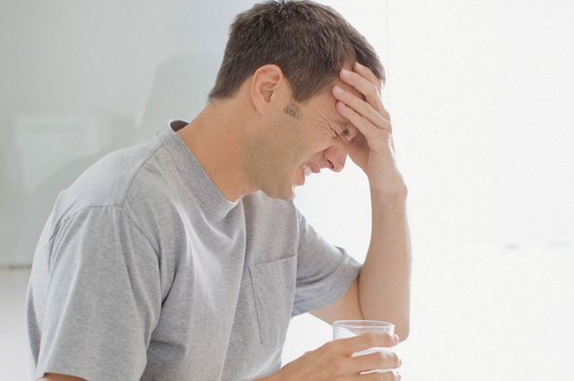 Причины сильной головной боли в лобной части