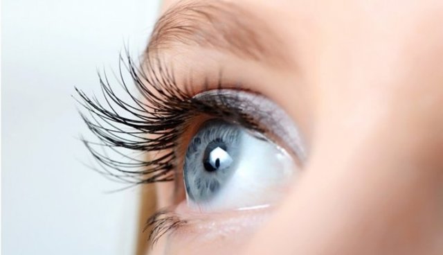 Резь в глазах: возможные причины, профилактика и лечение