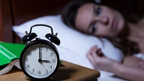Почему человек после инсульта много спит и чувствует слабость