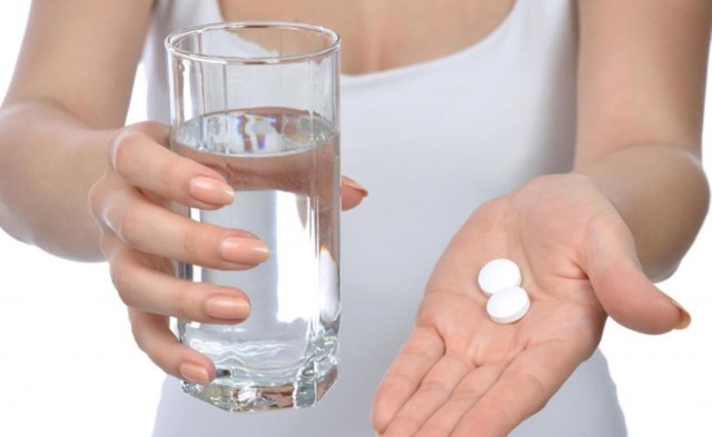 Аспирин или парацетамол: что лучше при боли и температуре?