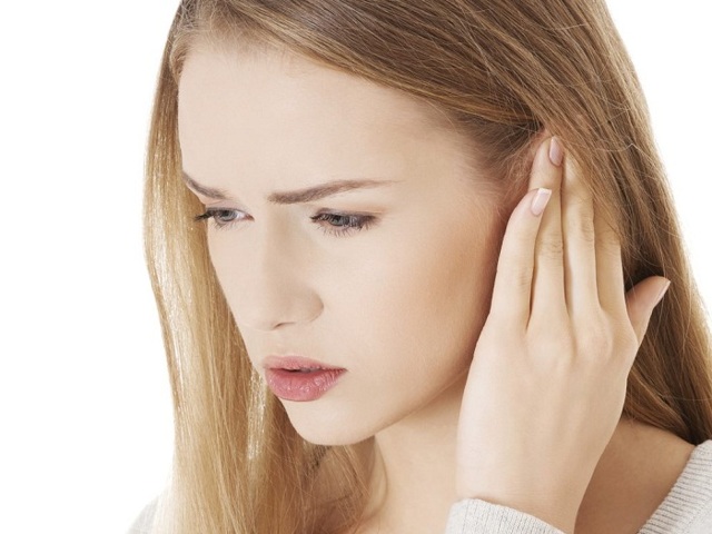 Болит голова и закладывает уши: причины, заболевания, диагностика, лечение