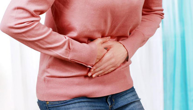 Пульсирует желудок: причины, симптомы и лечение заболевания