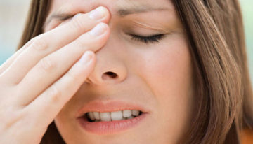 Заложен нос и болит голова, температуры нет — чем лечить?