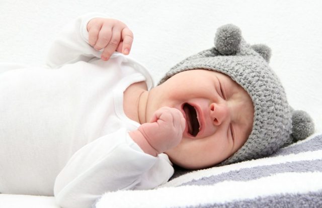Как делать клизму для новорожденных при запорах
