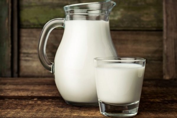 Можно ли пить молоко при язве желудка?
