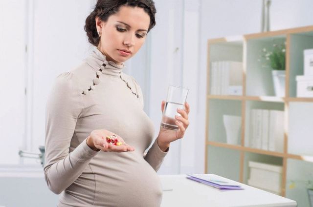 Спазмалгон при беременности на ранних сроках: можно ли принимать спазмолитик беременным?