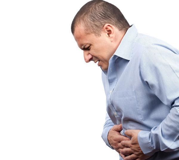 Признаки язвы желудка: первые симптомы