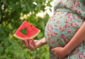 Арбуз при беременности: можно или нельзя?