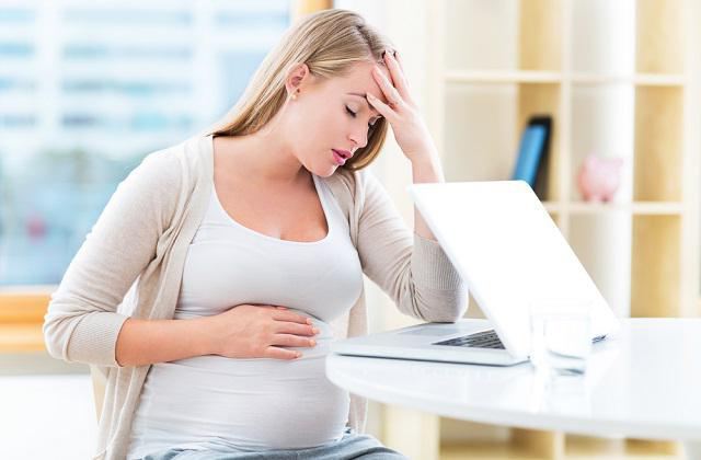 Что помогает от изжоги при беременности в домашних условиях