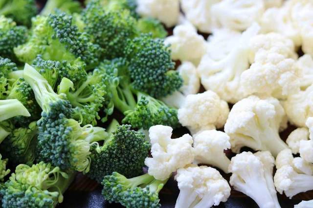Цветная капуста против брокколи: что лучше для здоровья? Правильно подбираем продукты