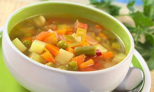 Супы при панкреатите (рецепты): овощные, диетические, супы-пюре, слизистые, протертые