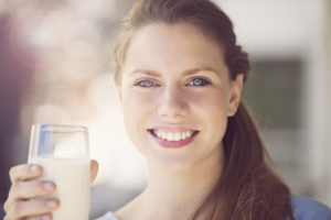Понос от молока: причины, что делать