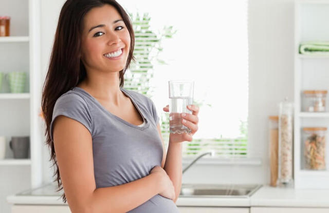 Сода от изжоги при беременности: можно ли пить во время вынашивания ребенка?