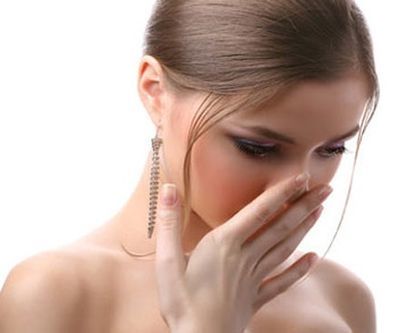 Неприятный запах в интимном месте: причины и лечение