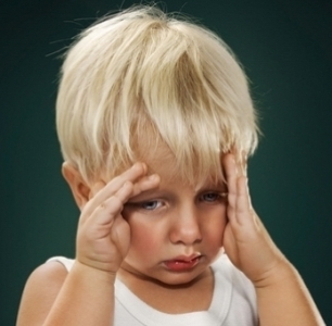 Симптомы и признаки сотрясения мозга у ребенка, что делать при ЧМТ
