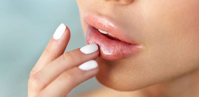 Немеют губы: причины и методы устранения онемения