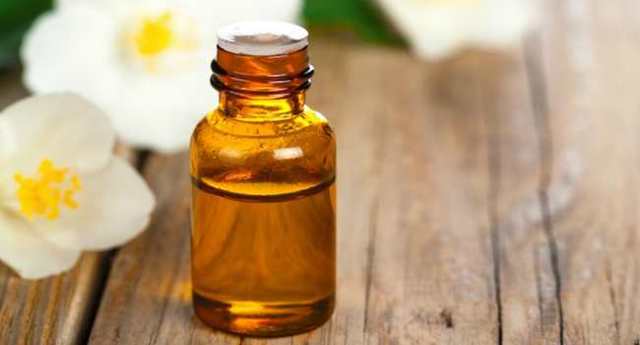 Эфирное масло от головной боли и его полезные свойства