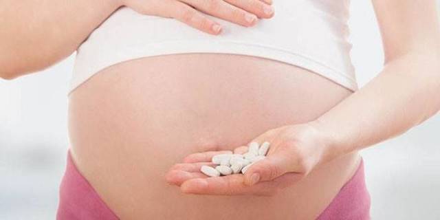Папаверин при беременности в свечах - когда назначают, состав, побочные действия и противопоказания