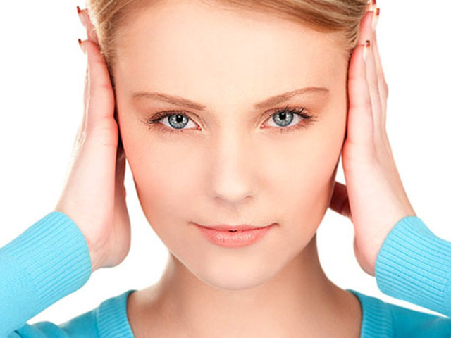 Шум в ушах — чем может быть вызван этот симптом?