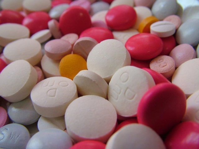 Лекарства от боли в желудке: таблетки, обезболивающие препараты и другие средства