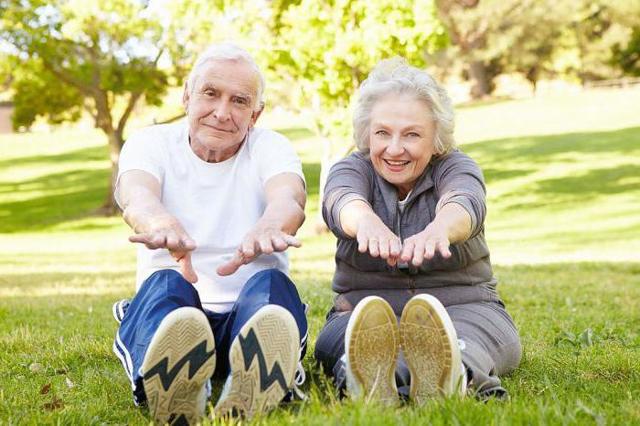 Нарушения походки в пожилом и старческом возрасте: причины и лечение