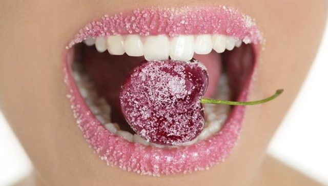 Сладкий привкус во рту у женщин и мужчин: причины, что это значит, лечение